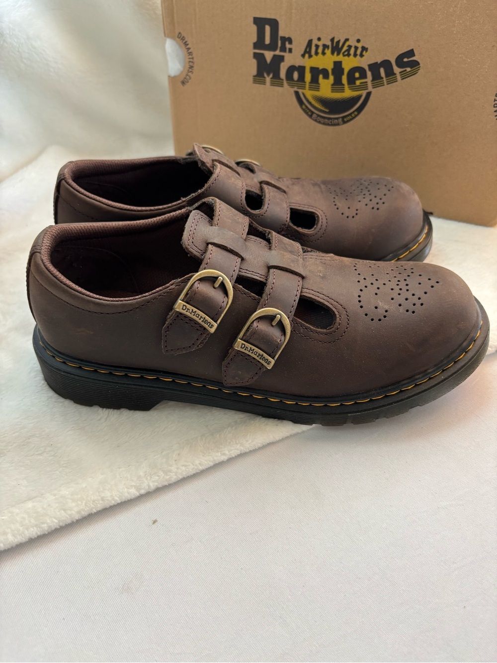 Dr. Martens AirWair 8065 Y Mary Jane Dark Brown Size 7